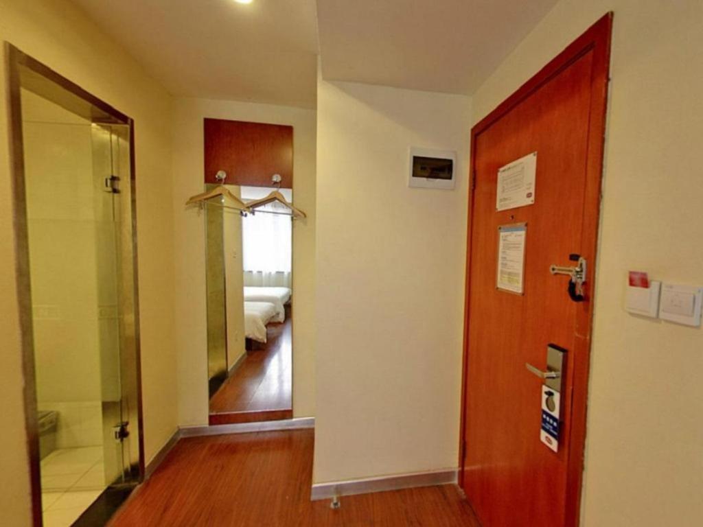 Hanting Hotel Shanghai Xiangyang Road Exterior photo